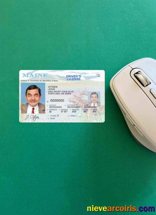 USA Maine State Driving License Photolook FRONT Template