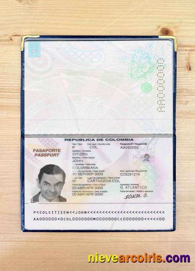 Colombia Passport (2018 2018) Photo Look Sample
